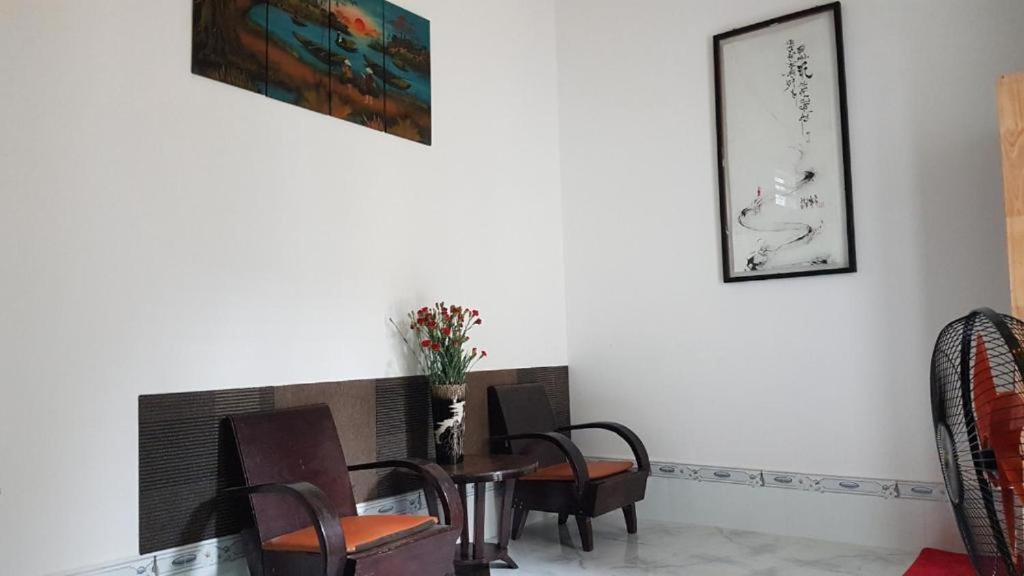 Hoa Lan Motel & Homestay Giong Tu Dien Buitenkant foto