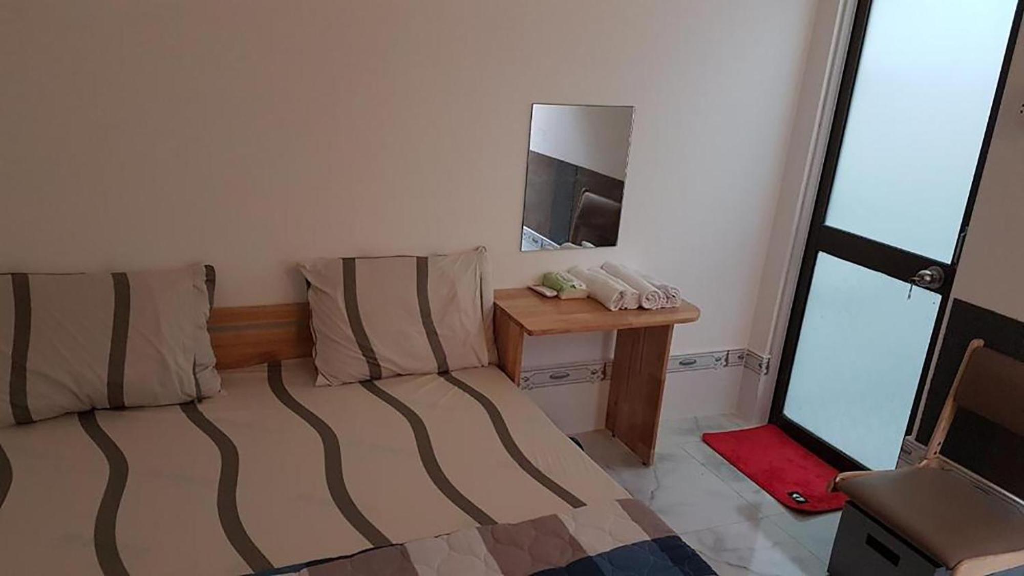 Hoa Lan Motel & Homestay Giong Tu Dien Buitenkant foto