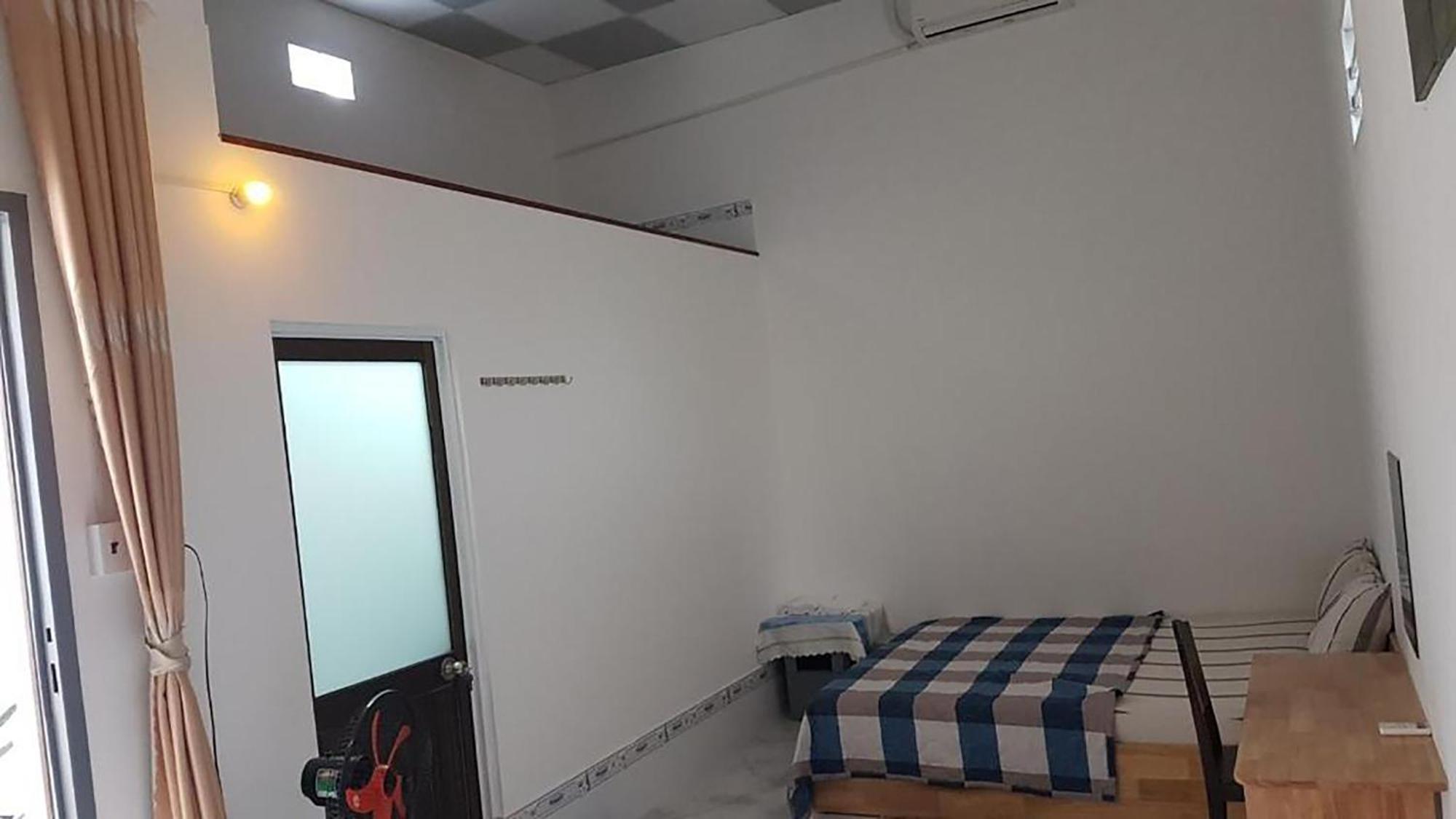 Hoa Lan Motel & Homestay Giong Tu Dien Buitenkant foto