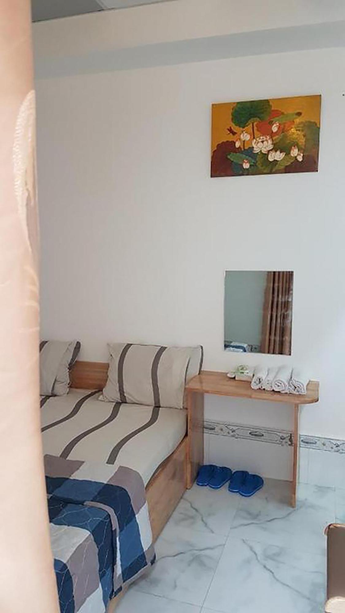 Hoa Lan Motel & Homestay Giong Tu Dien Buitenkant foto