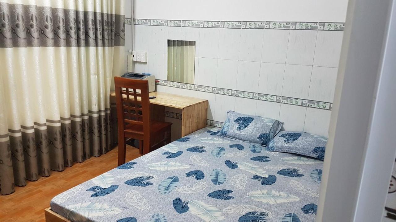 Hoa Lan Motel & Homestay Giong Tu Dien Buitenkant foto